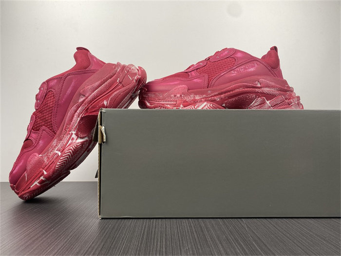 BLCG Triple S Faded Red  524039 W3CN3 6000