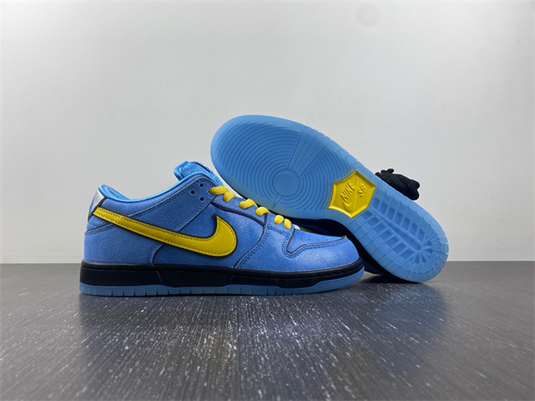 The Powerpuff Girls x Nike SB Dunk Low “Bubbles” FD2631-600