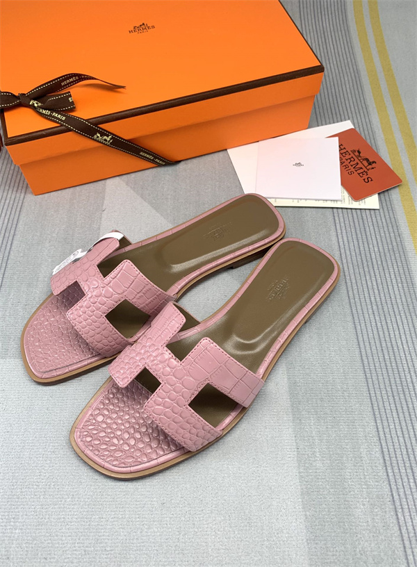 H Slipper