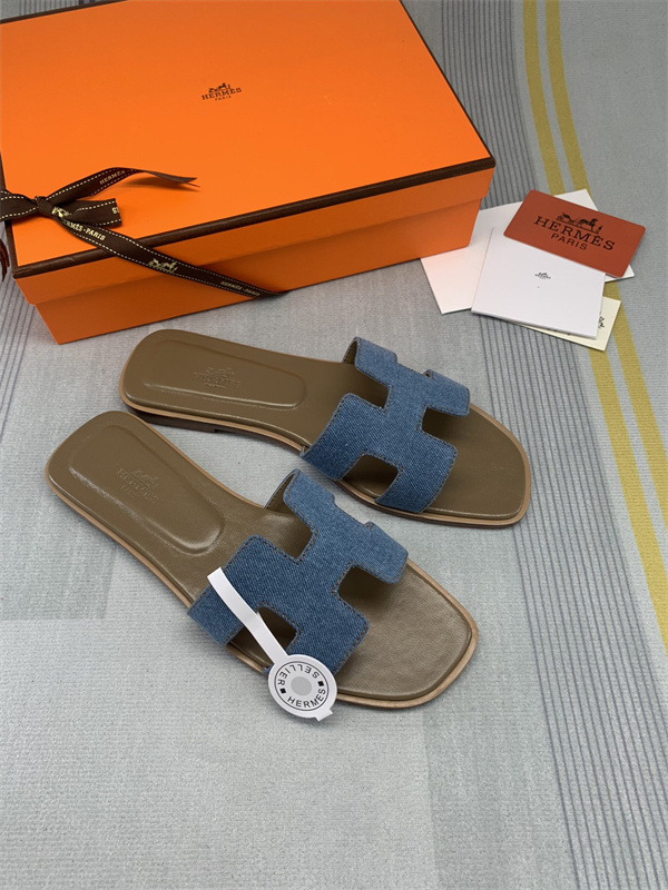 H Slipper