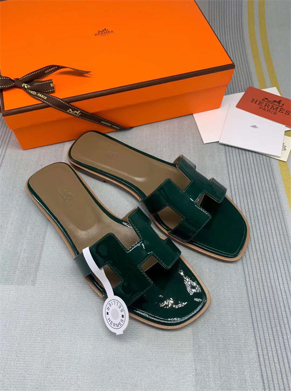 H Slipper