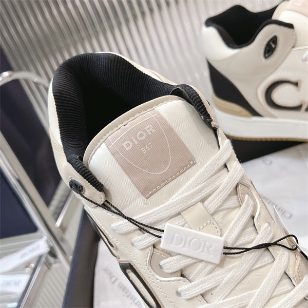 Dr B57 Sneaker
