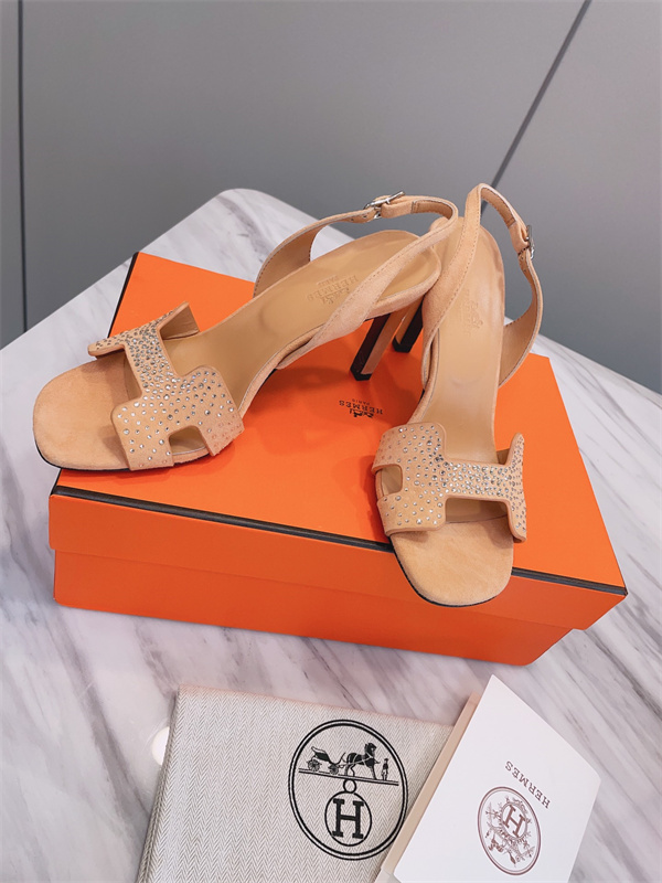 H Sandals