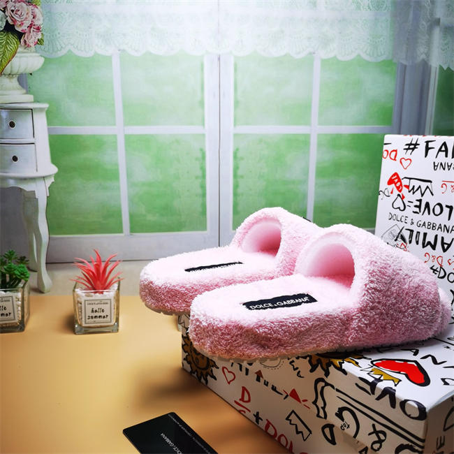 DG slipper 5